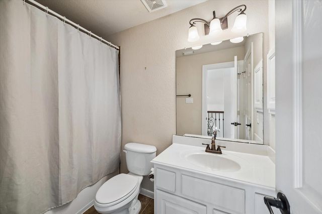 14107 Hunters Lake Way Court, Houston, TX 77044