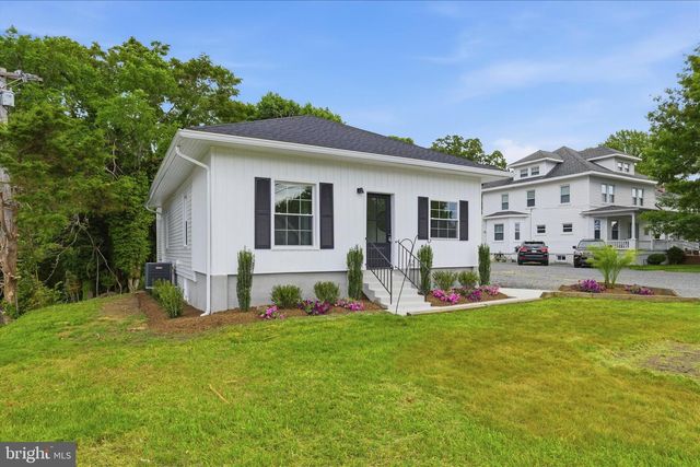 750 MAIN ST, Prince Frederick, MD 20678