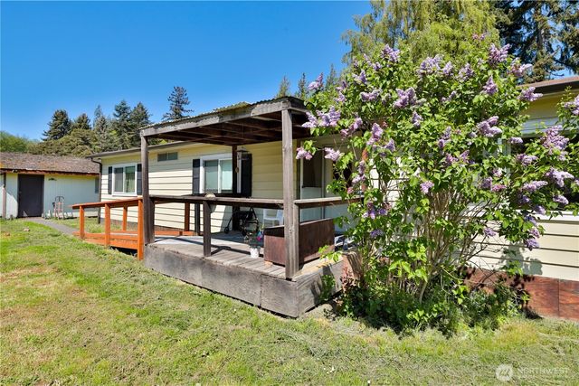 3220 Woodcock Road, Sequim, WA 98382