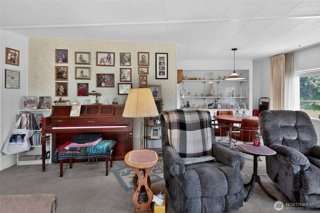 3220 Woodcock Road, Sequim, WA 98382