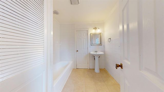 317 Moody Street, Houston, TX 77009