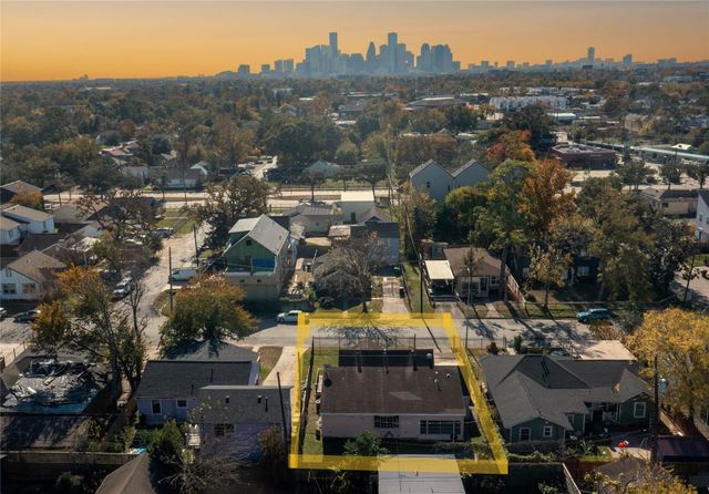 317 Moody Street, Houston, TX 77009