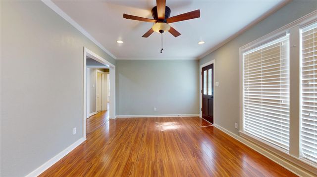 317 Moody Street, Houston, TX 77009