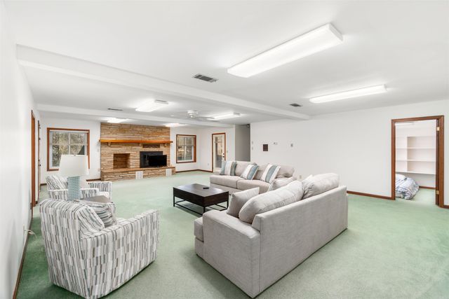 1 Ensenada Lane, Hot Springs Village, AR 71909