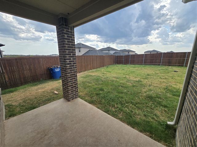 1805 Acosta Drive, Forney, TX 75126