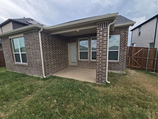 1805 Acosta Drive, Forney, TX 75126
