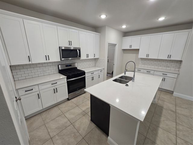 1805 Acosta Drive, Forney, TX 75126