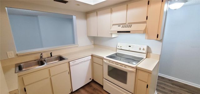 2756 ORCHID OAKS DRIVE 105 A, Sarasota, FL 34239