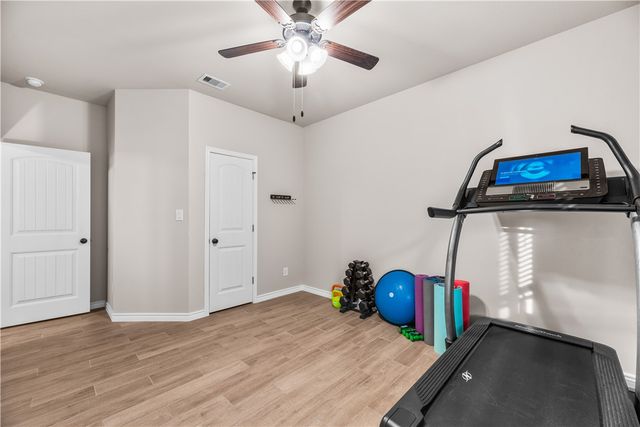 7622 Dr Hector P Garcia Dr, Corpus Christi, TX 78414