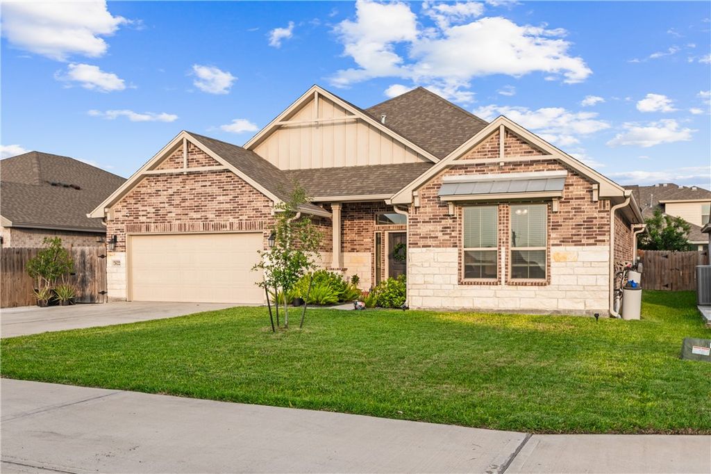 7622 Dr Hector P Garcia Dr, Corpus Christi, TX 78414 — exterior
