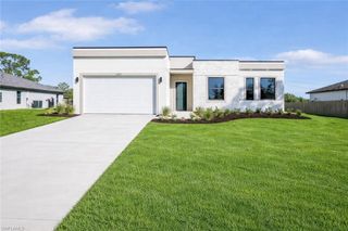 1423 20th TER, Cape Coral, FL 33993