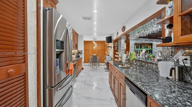 15022 SW 67th Lane, Miami, FL 33193