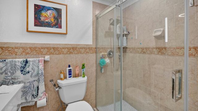 15022 SW 67th Lane, Miami, FL 33193