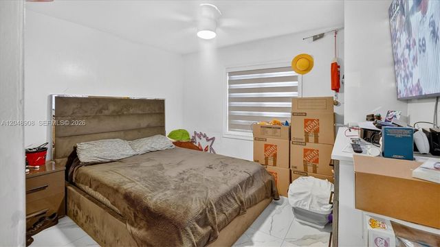 15022 SW 67th Lane, Miami, FL 33193