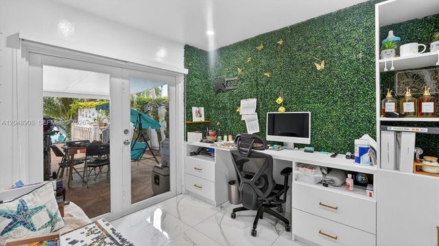 15022 SW 67th Lane, Miami, FL 33193