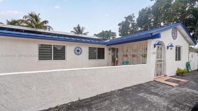 15022 SW 67th Lane, Miami, FL 33193