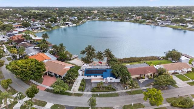 15022 SW 67th Lane, Miami, FL 33193