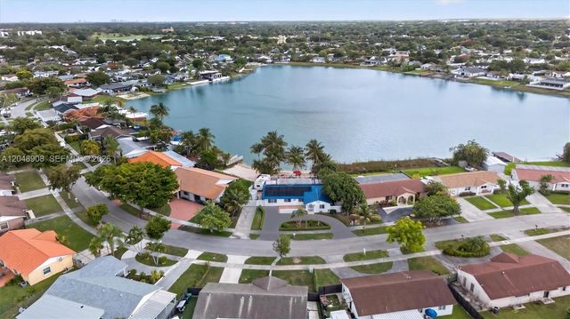15022 SW 67th Lane, Miami, FL 33193