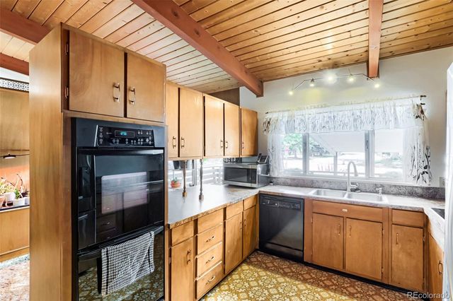 700 Dudley Street, Lakewood, CO 80215