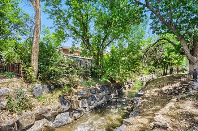700 Dudley Street, Lakewood, CO 80215