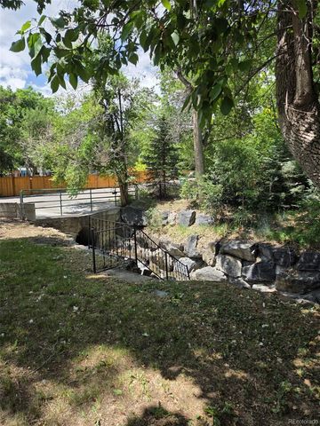 700 Dudley Street, Lakewood, CO 80215