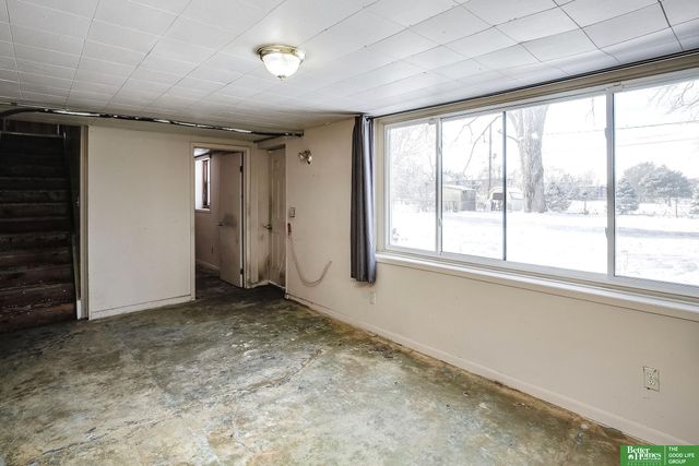 5008 N 64 Street, Omaha, NE 68104