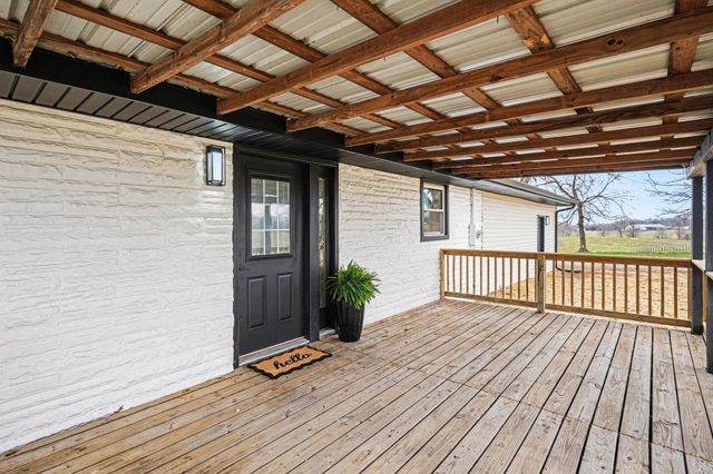 5963 Wayman Dunn Rd, Springfield, TN 37172