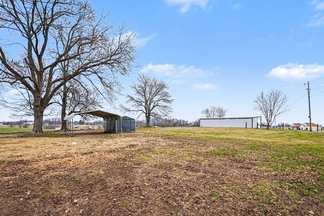 5963 Wayman Dunn Rd, Springfield, TN 37172