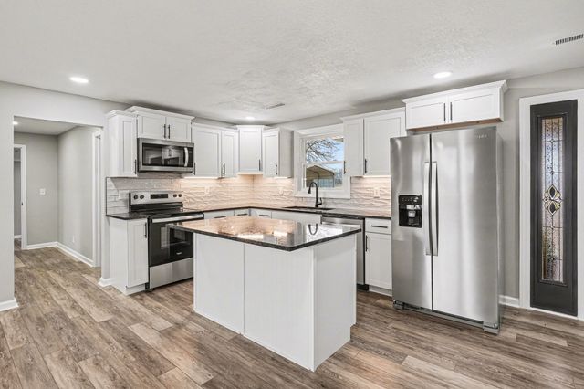 5963 Wayman Dunn Rd, Springfield, TN 37172