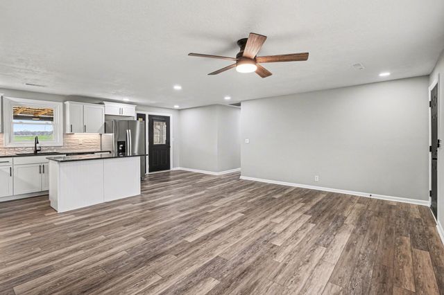 5963 Wayman Dunn Rd, Springfield, TN 37172