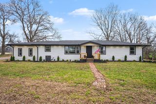 5963 Wayman Dunn Rd, Springfield, TN 37172
