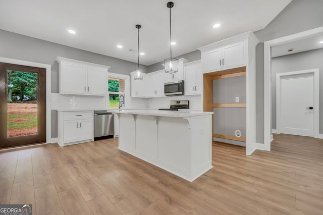 203 McKneely Road, Milner, GA 30257