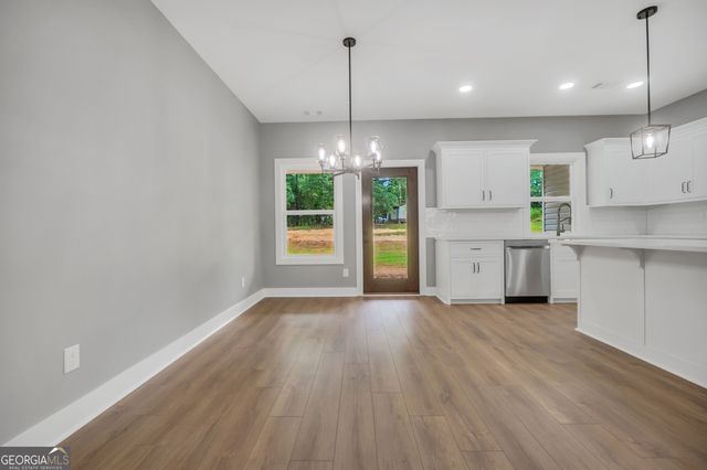 203 McKneely Road, Milner, GA 30257