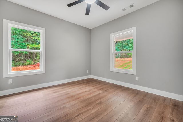 203 McKneely Road, Milner, GA 30257
