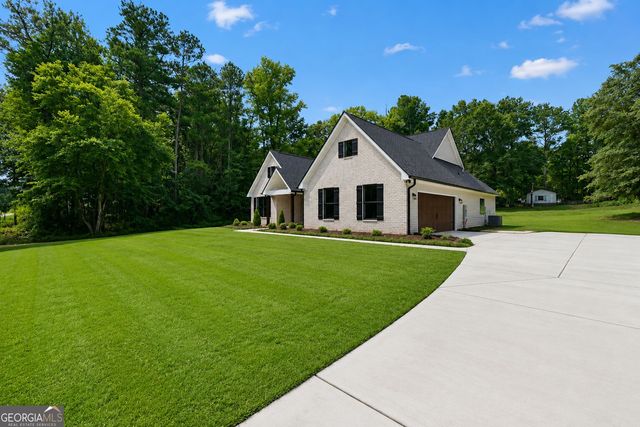 203 McKneely Road, Milner, GA 30257