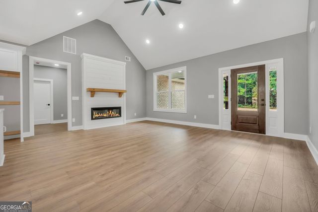 203 McKneely Road, Milner, GA 30257