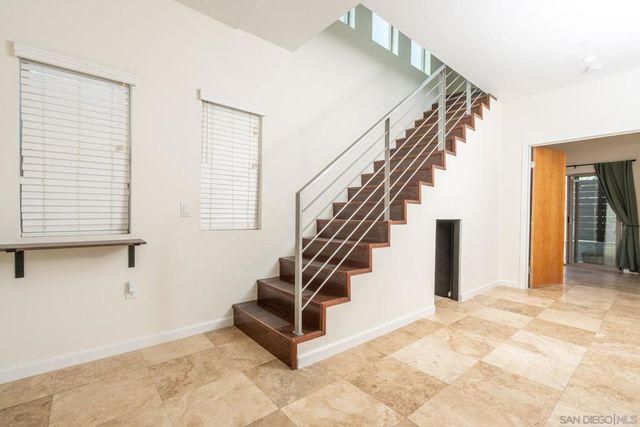 4046 Centre St 6, San Diego, CA 92103