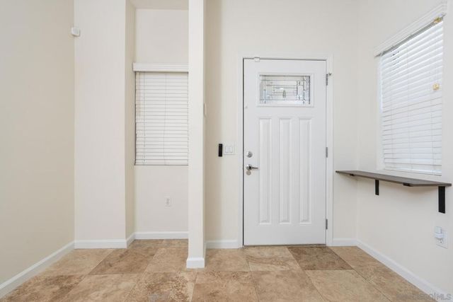 4046 Centre St 6, San Diego, CA 92103