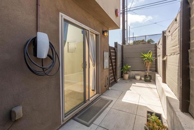 4046 Centre St 6, San Diego, CA 92103