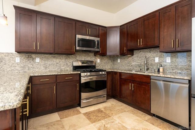 4046 Centre St 6, San Diego, CA 92103