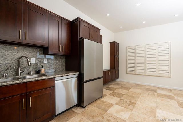 4046 Centre St 6, San Diego, CA 92103