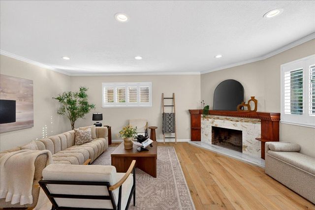 704 Lexington Place, Gilroy, CA 95020