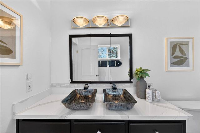 704 Lexington Place, Gilroy, CA 95020