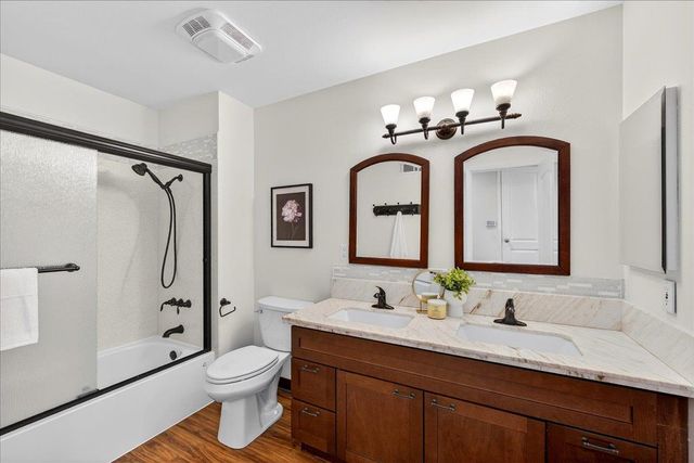 704 Lexington Place, Gilroy, CA 95020