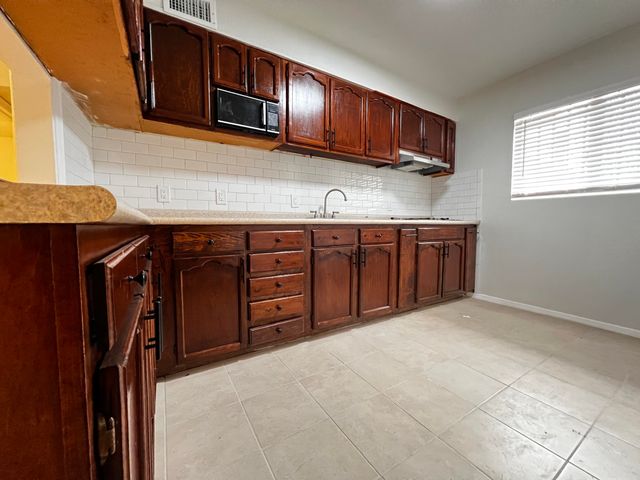 647 Soya Drive A, Socorro, TX 79927