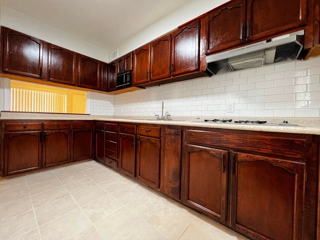 647 Soya Drive A, Socorro, TX 79927