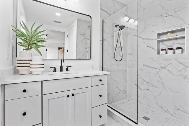 1801 N MORGAN STREET 13, Tampa, FL 33602