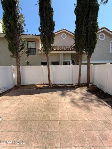 4826 Piedmont Drive, Oak Park, CA 91377