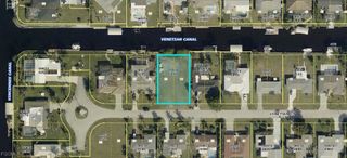 1425 Venetian CT, Cape Coral, FL 33904
