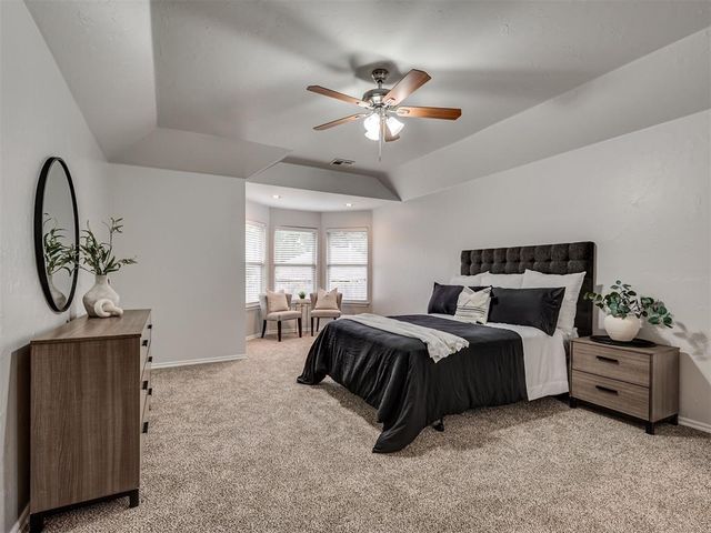 2308 Naples Way, Edmond, OK 73034